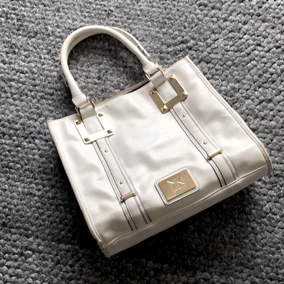 Kardashian Kollection Handbags - Kardashion Kollection handbag